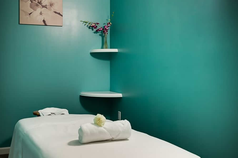 Solo Massage Therapy Room at Amazian Massage Miami - Amazian Massage